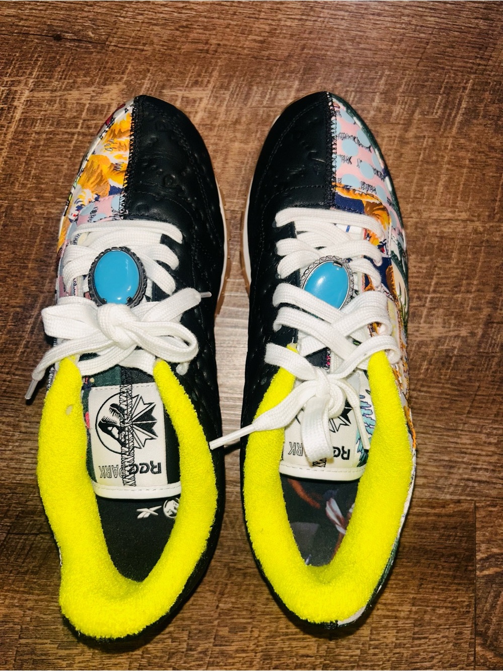 Reebok Classic Leather sneakers, part of the Jurassic Park collaboration - Picture 7 of 13